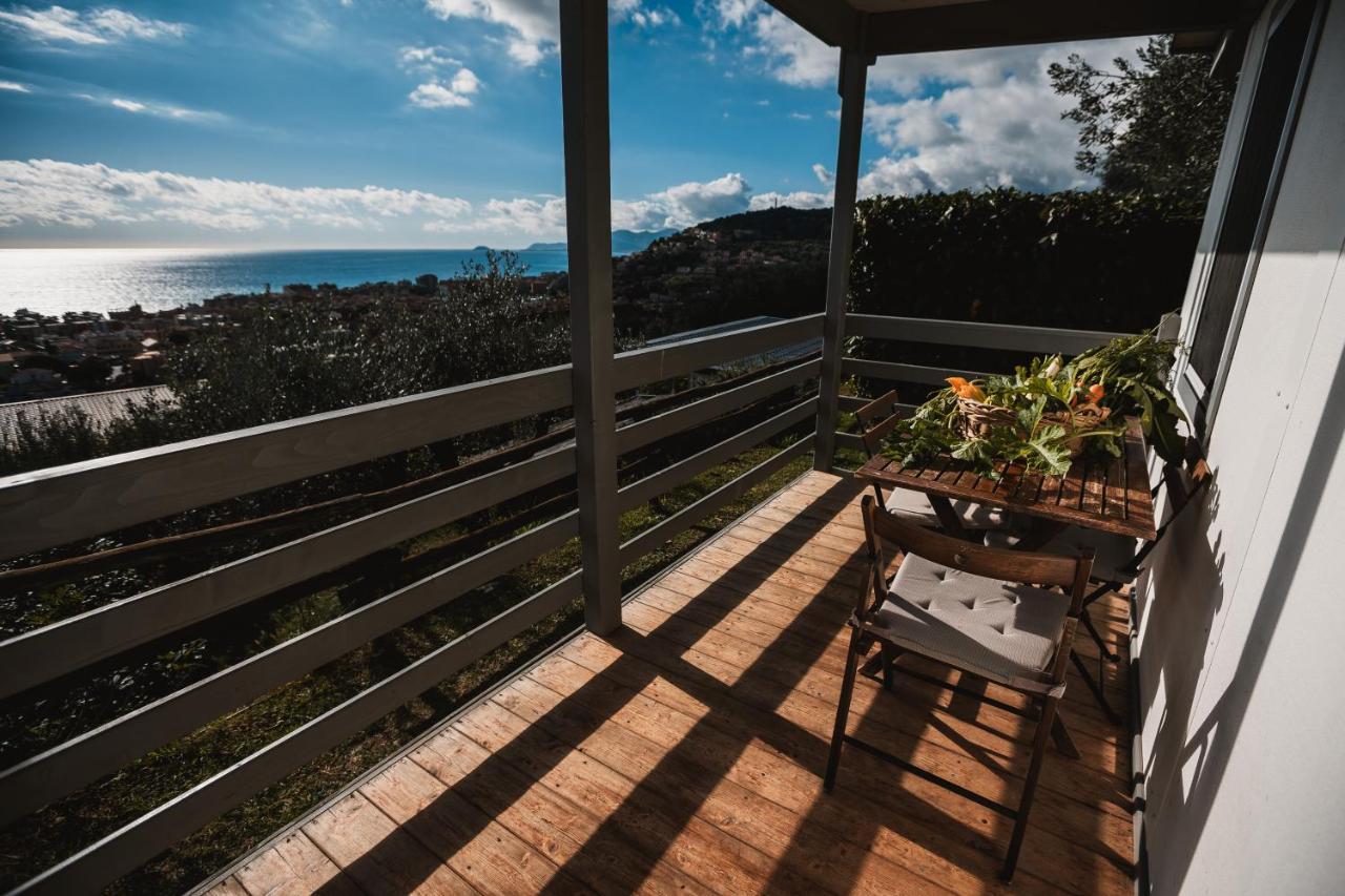 Agriturismo Rose Di Pietra Pietra Ligure Exterior foto