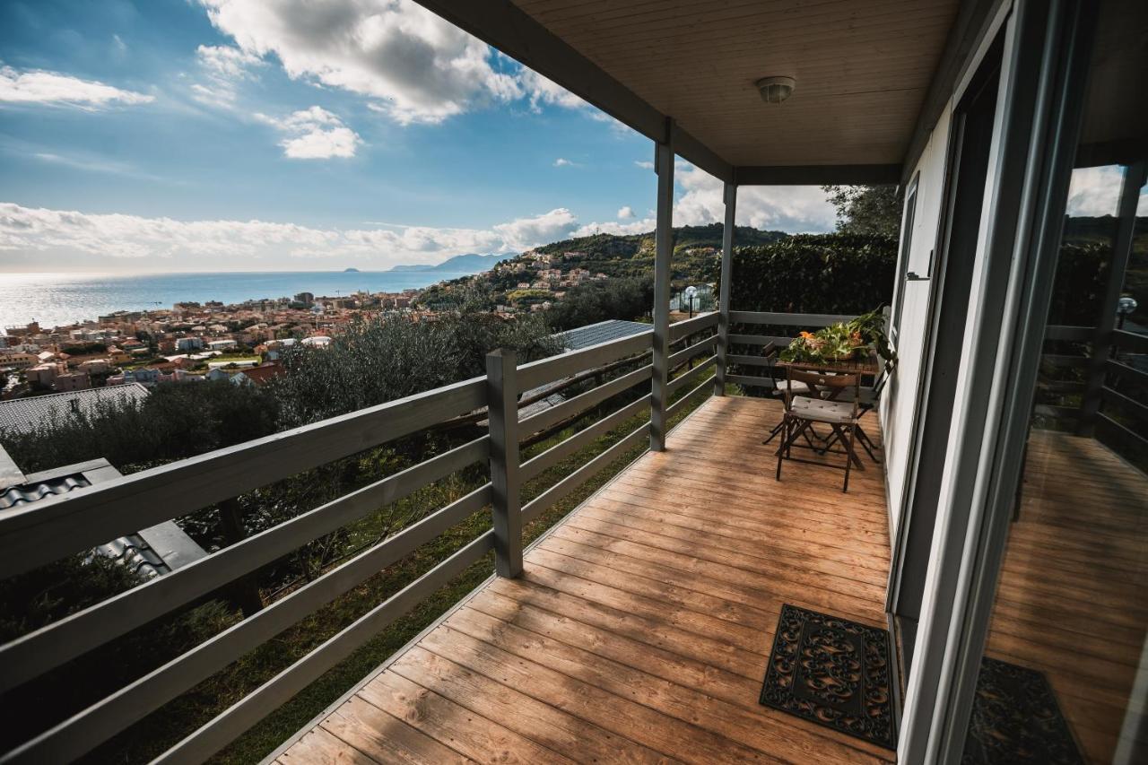 Agriturismo Rose Di Pietra Pietra Ligure Exterior foto